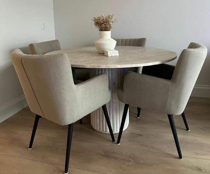 Table à manger ronde moderne