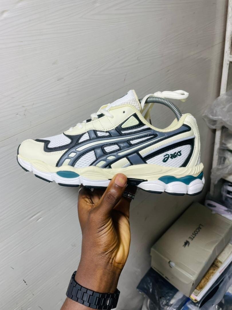 Baskets sportives Asics homme