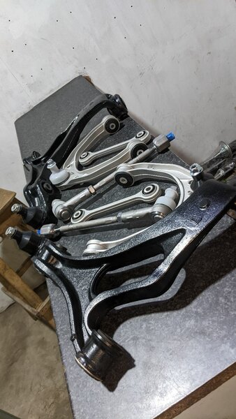 Fully Suspension Kit VW Touareg V10 & Porsche Cayenne 2015