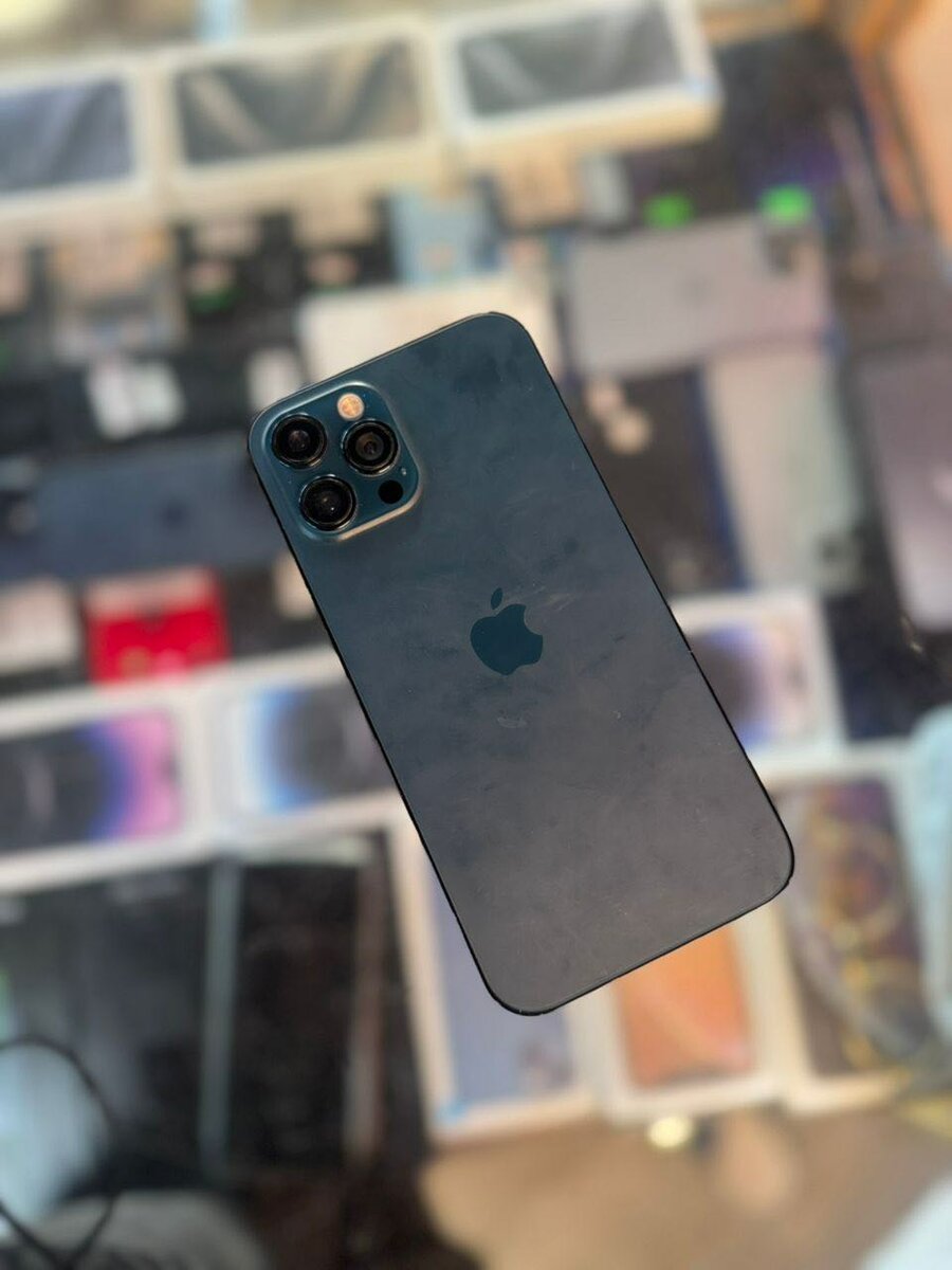 iPhone 12 pro max 128 giga sans id prix: 180.000 0768715963