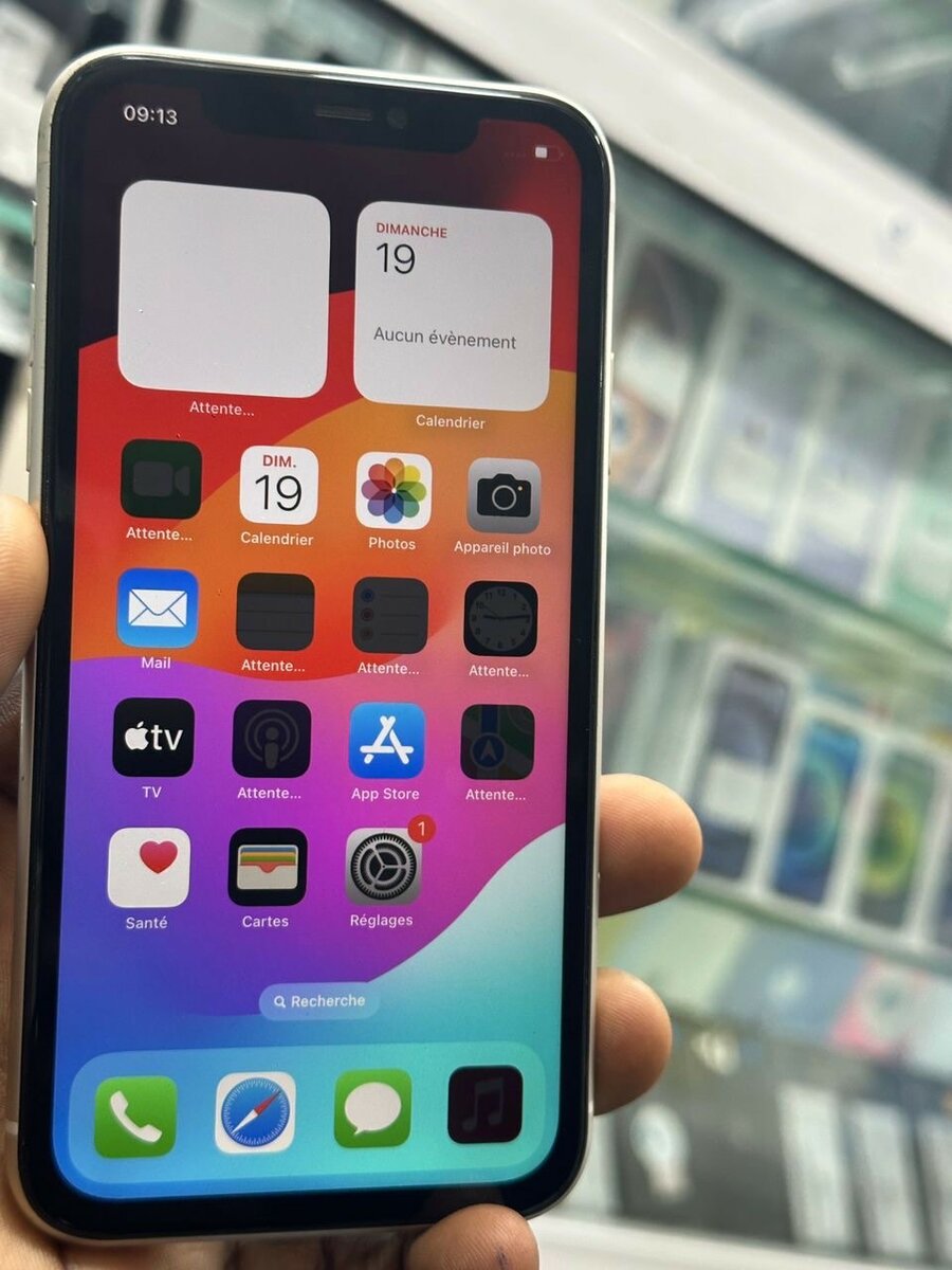 iPhone 11 64g quasi neuf