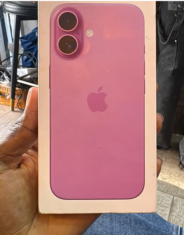 iPhone 16 128gb eSIM locked