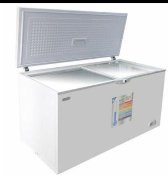 Grand Congélateur Coffre Économique
