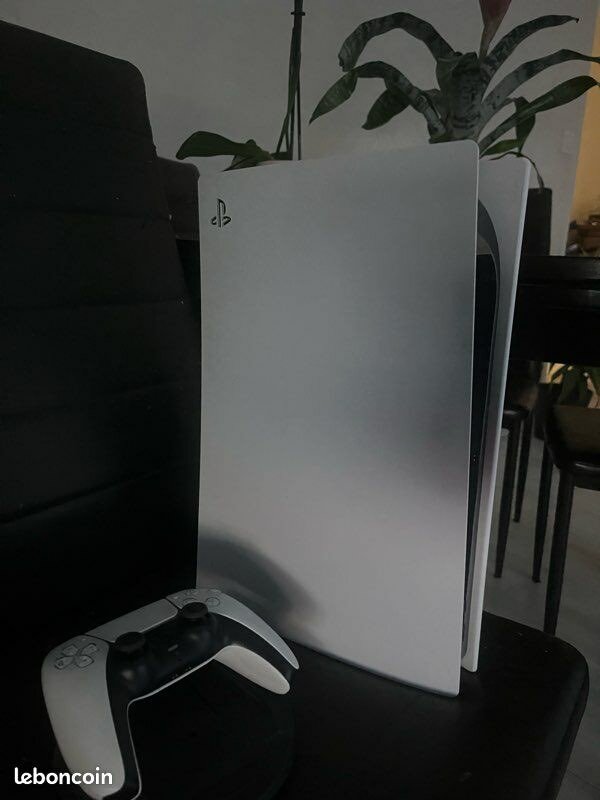 Console PS5 avec manettes