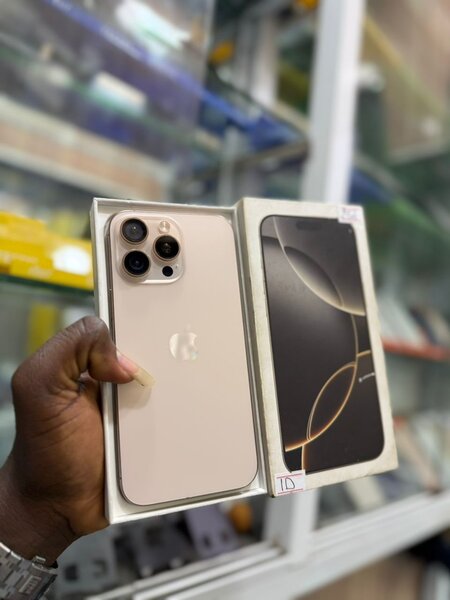 iPhone 16 Pro Max 256GB Doré