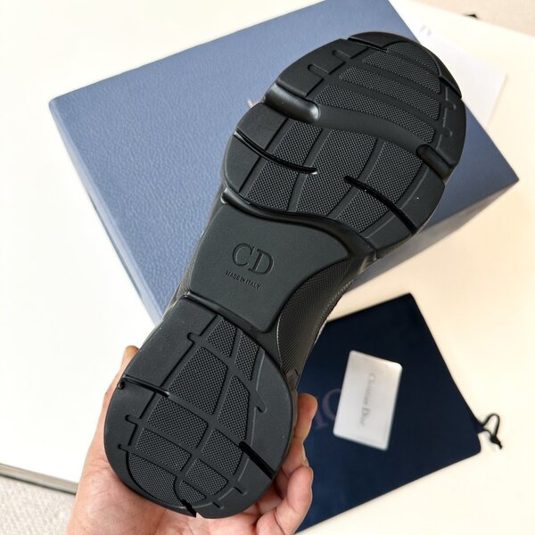 CHRISTIAN DIOR B22 NOIR