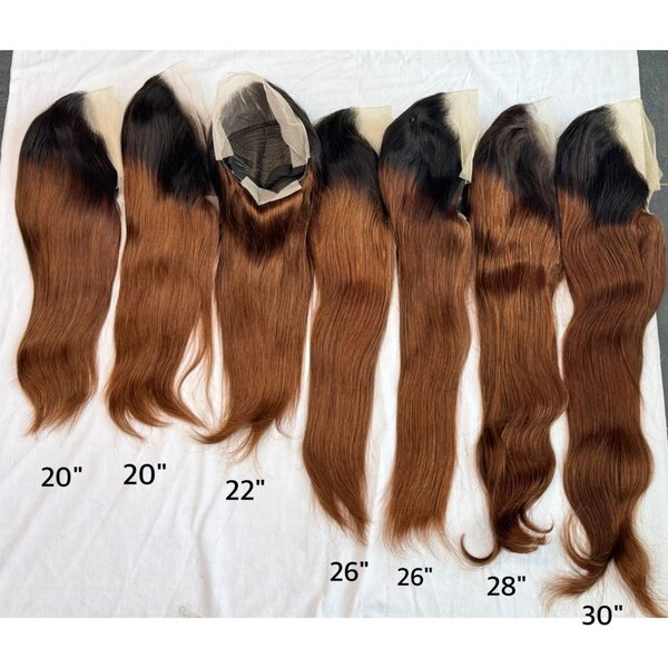 Perruques en dentelle longues colorées