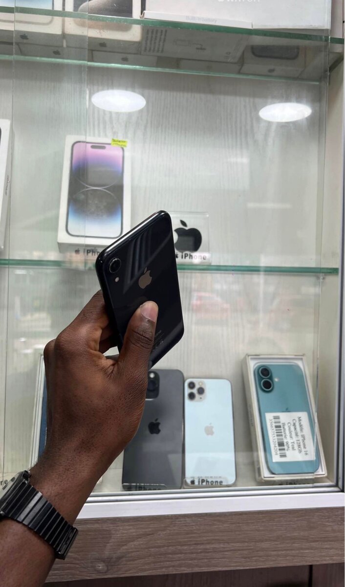 iPhone XR simple 128 GB