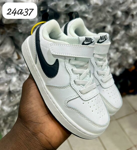 Baskets bébé tendance