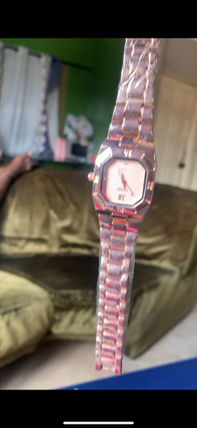 Montre élégante inoxydable