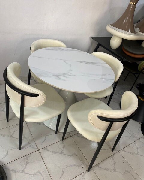 Table ronde marbre moderne