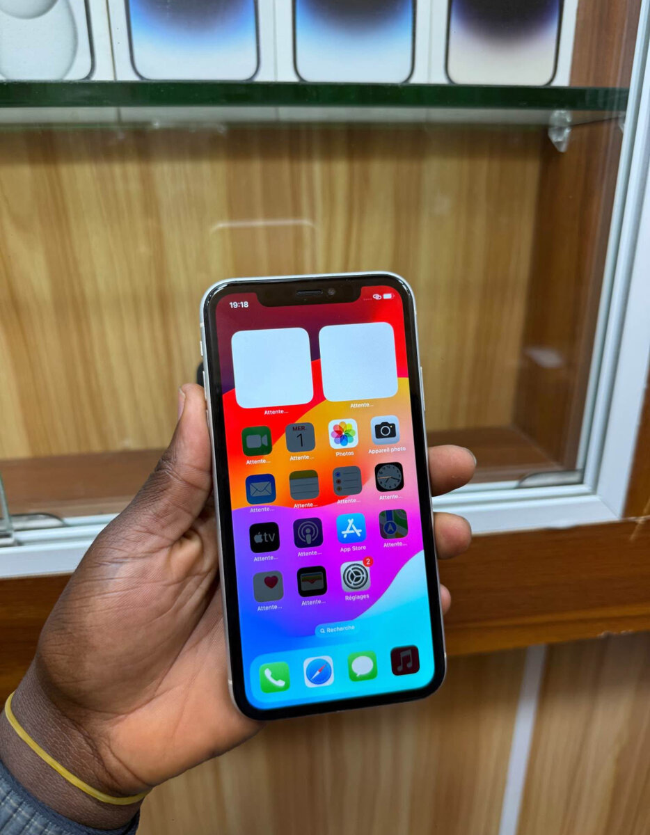 iPhone XR Blanc 64 Go