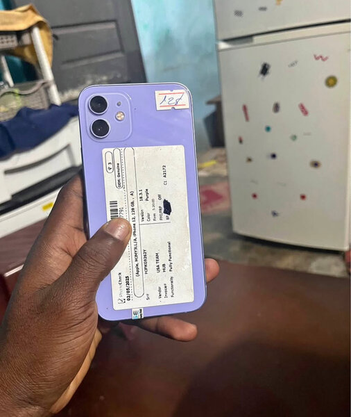 IPhone 12 simple