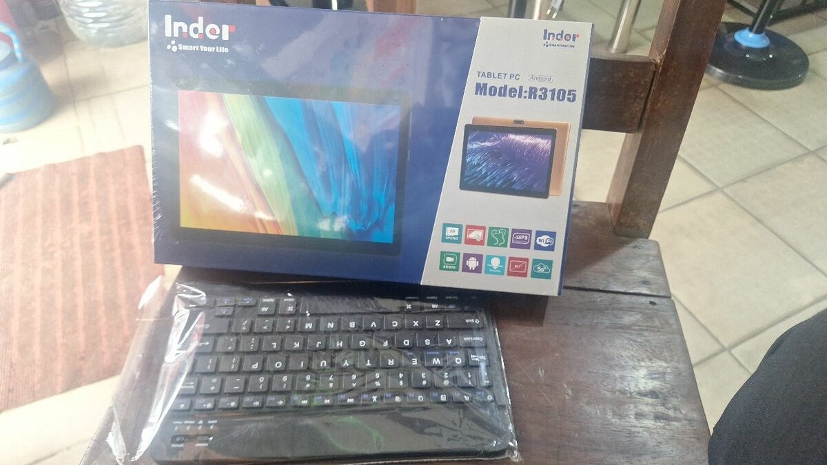 Tablette R3105 avec Clavier