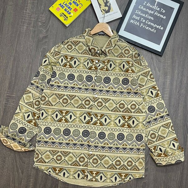 LONG SLEEVES BUTTON SHIRT