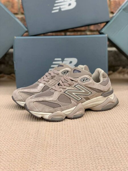NEW BALANCE CLASSIC