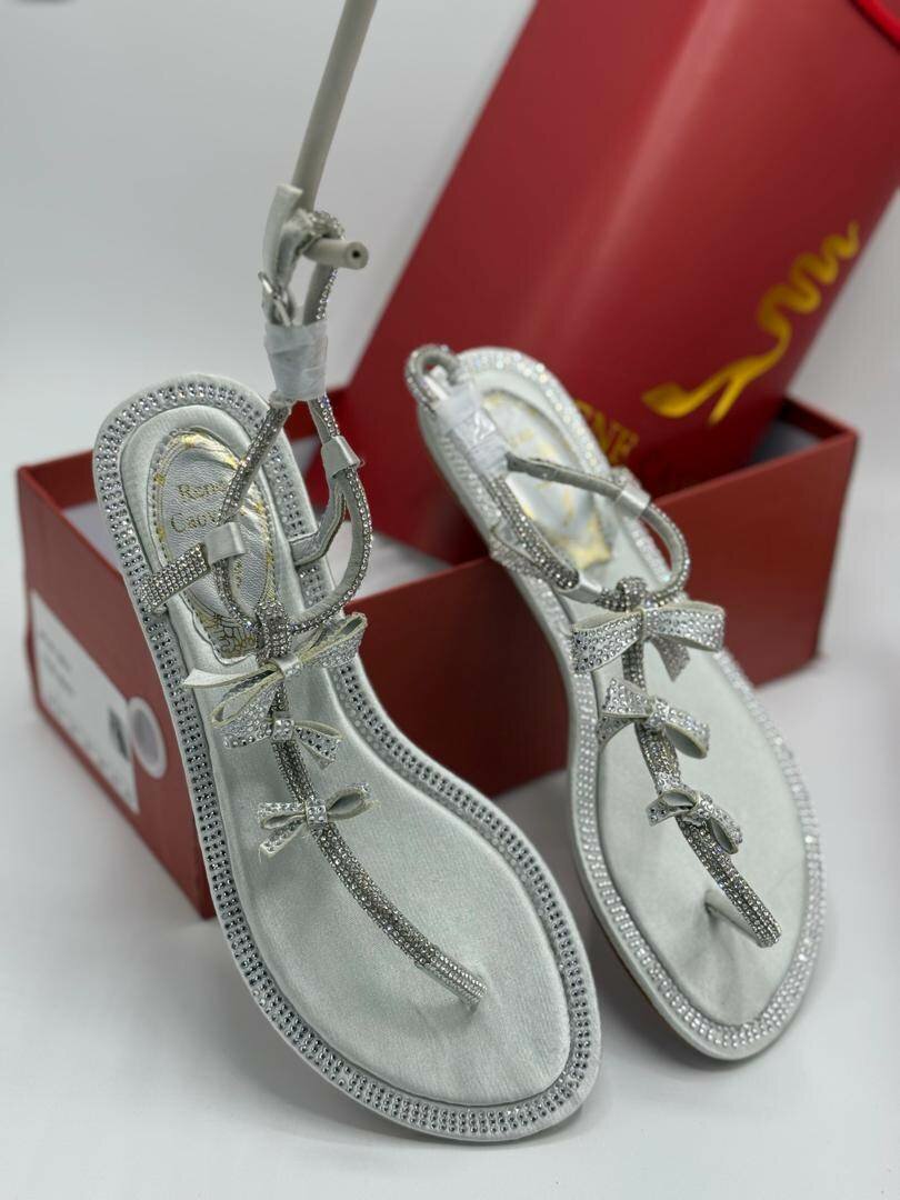 Ladies sandals