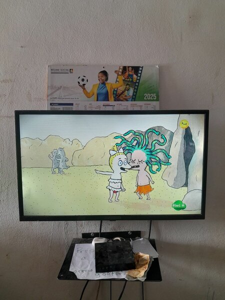 Télévision LED 32 pouces