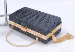 Women's clutch bag in black