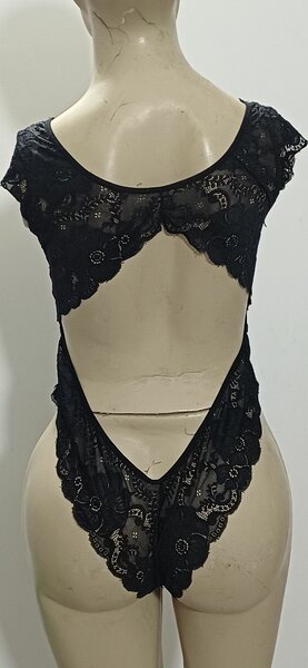 Body en dentelle noire