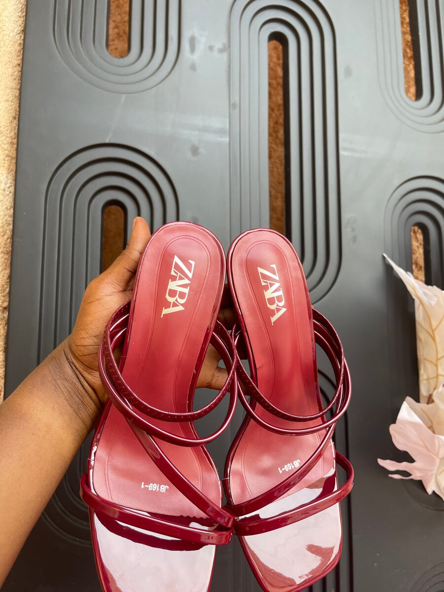 Sandales à talons élégantes