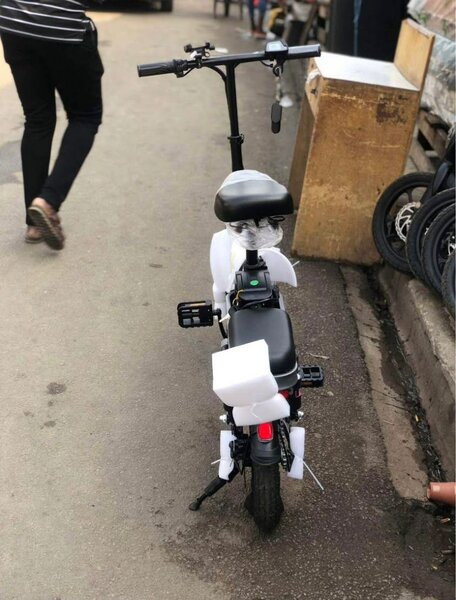 Vélo Électrique Compact Urbain