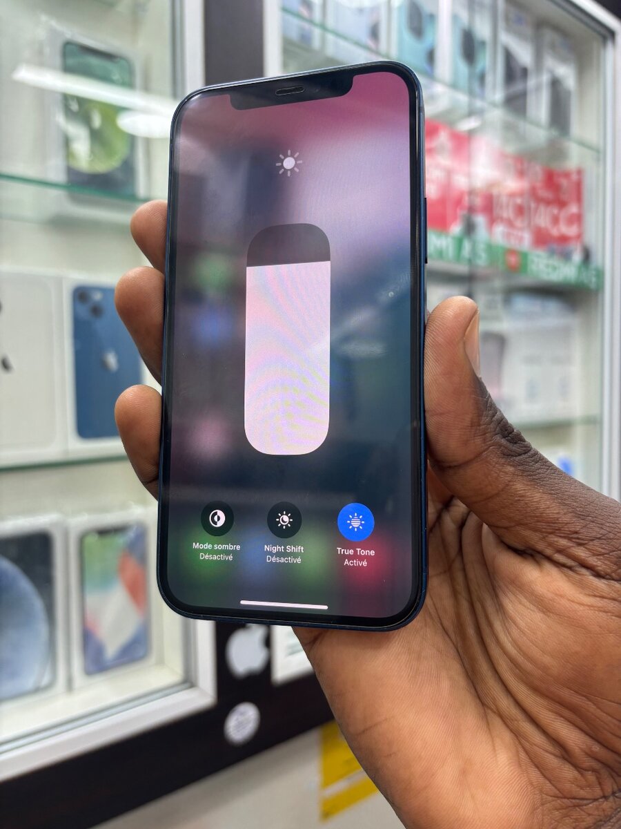 IPhone 12 simple 64Go