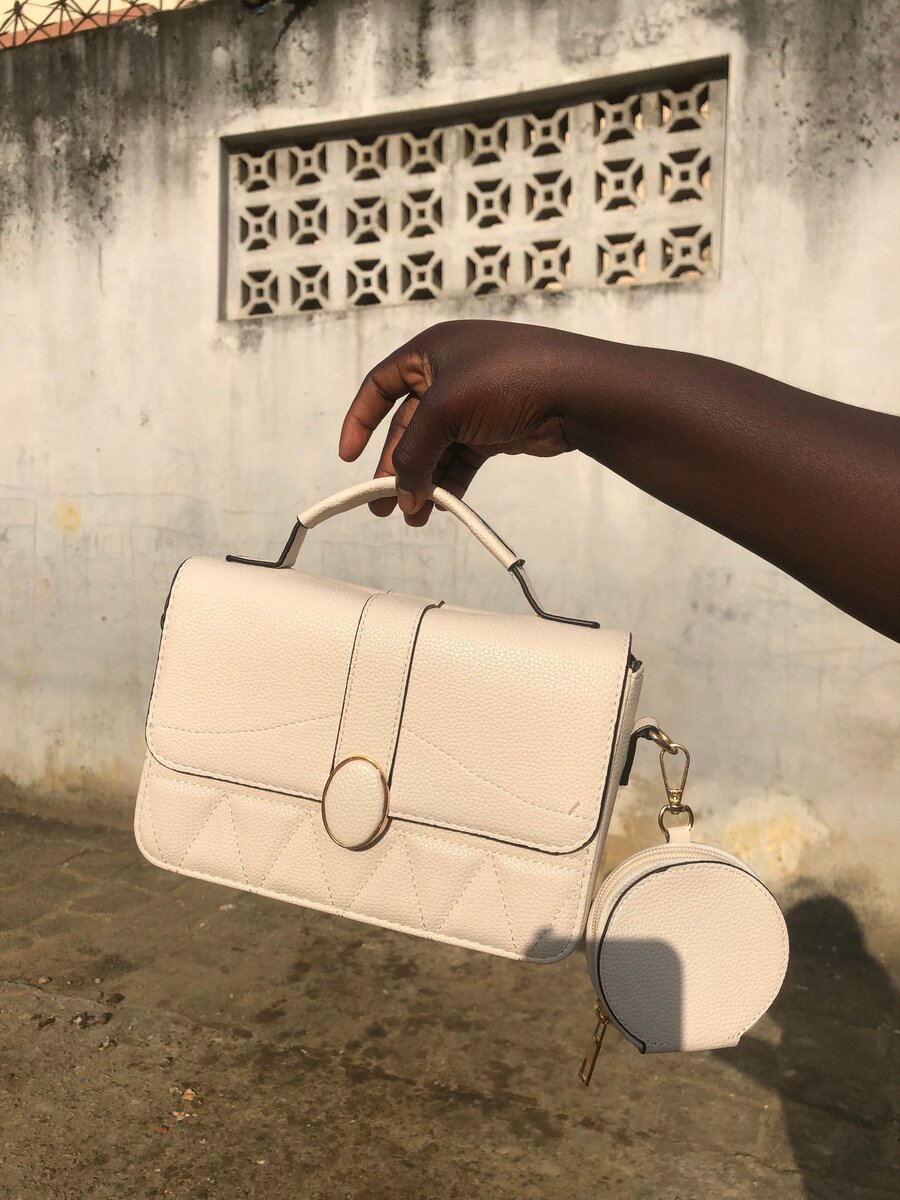 Sac à main chic beige femme