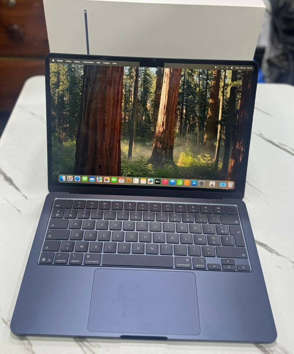 MACBOOK AIR M4 2025