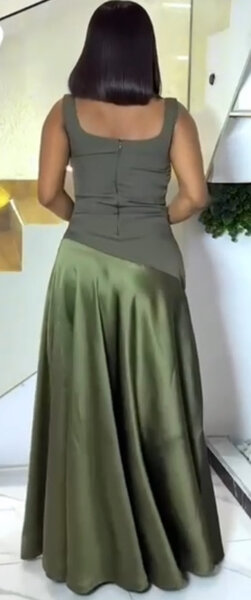 Robe longue émeraude élégante