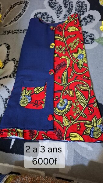 Robes en pagnes pour fillette