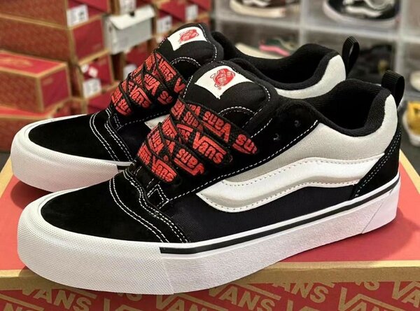 Vans knu original