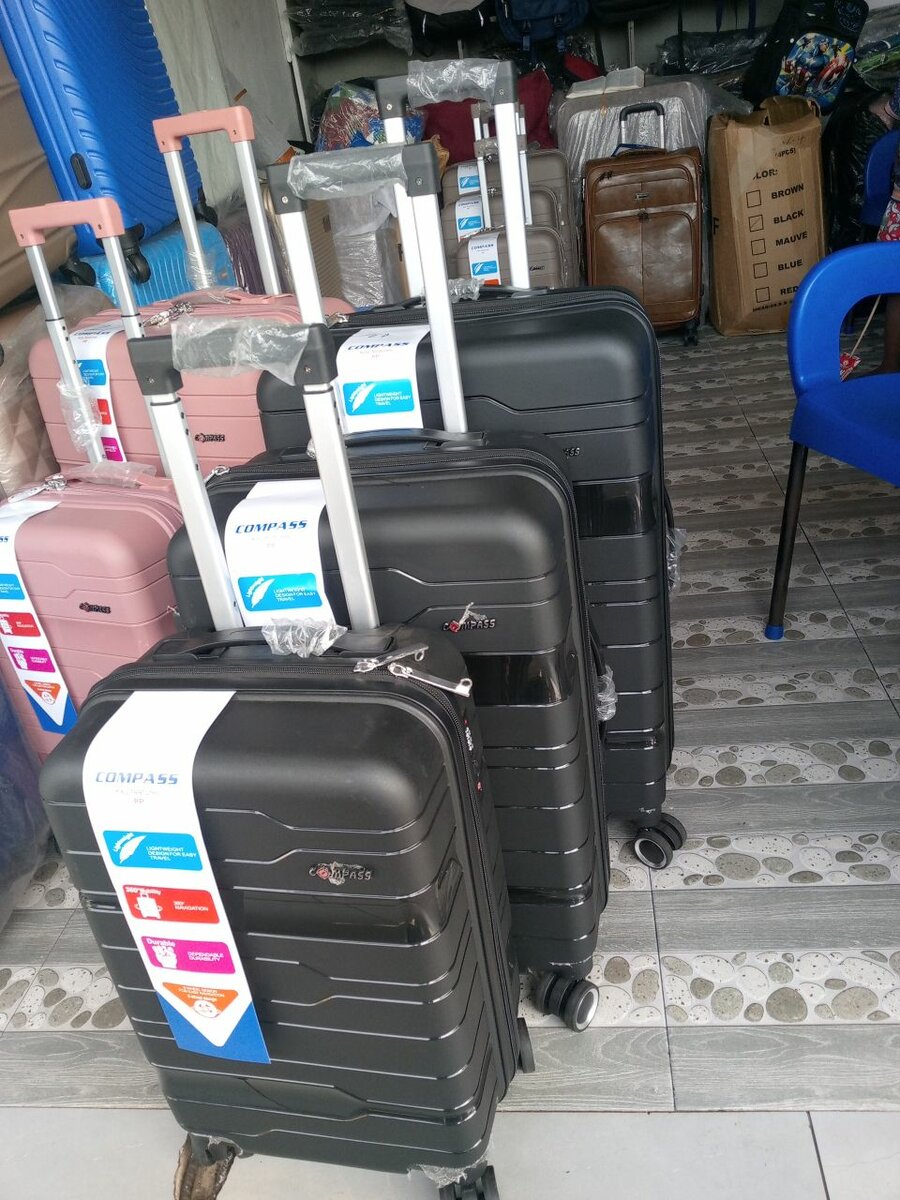 Compass Anticrack Suitcase