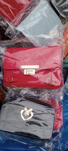 Sac à bandoulière élégant femme