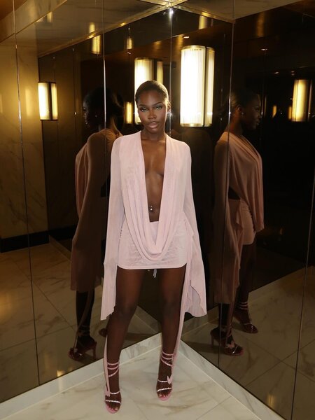 Robe mini élégante