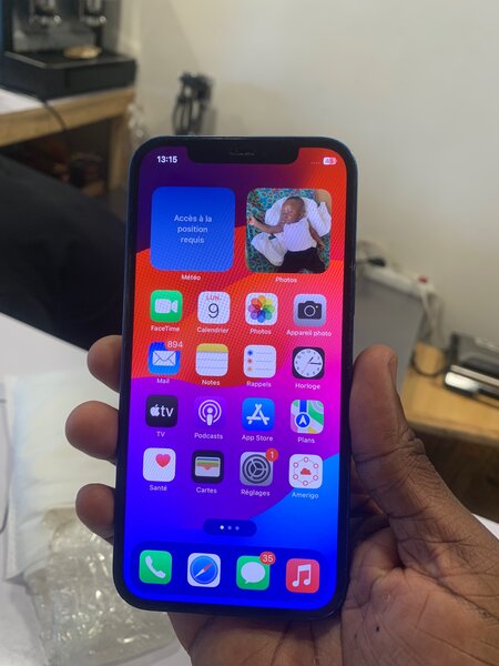 iPhone 12 simple 64GB