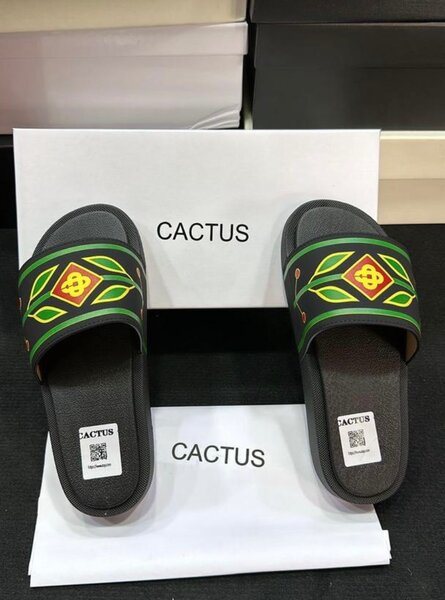 Tongs Homme Karl Lagerfeld