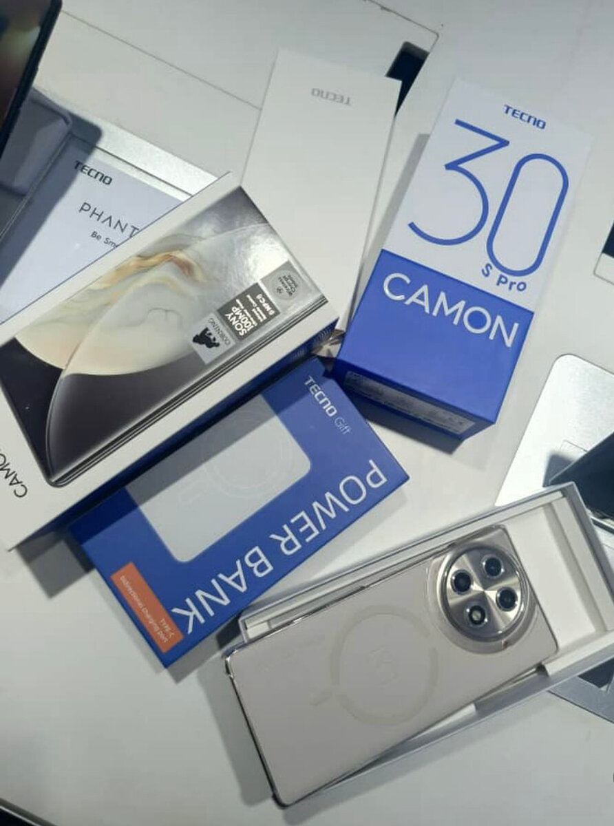 Tecno Camon 30S Smartphone