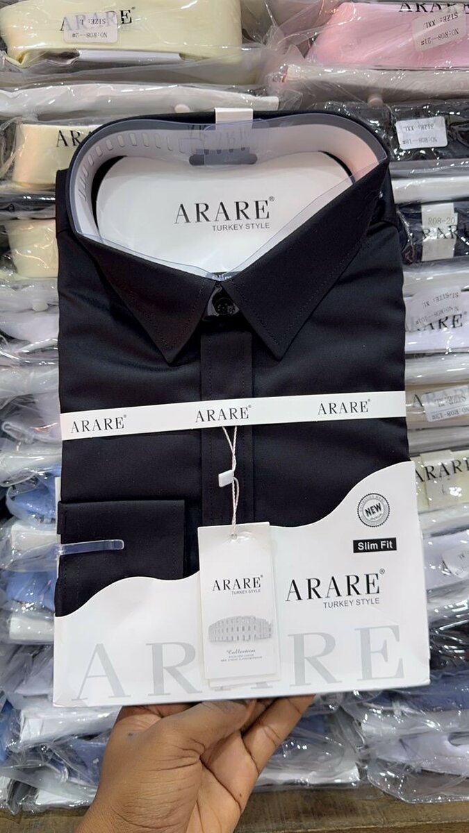 Chemise importé sous veste