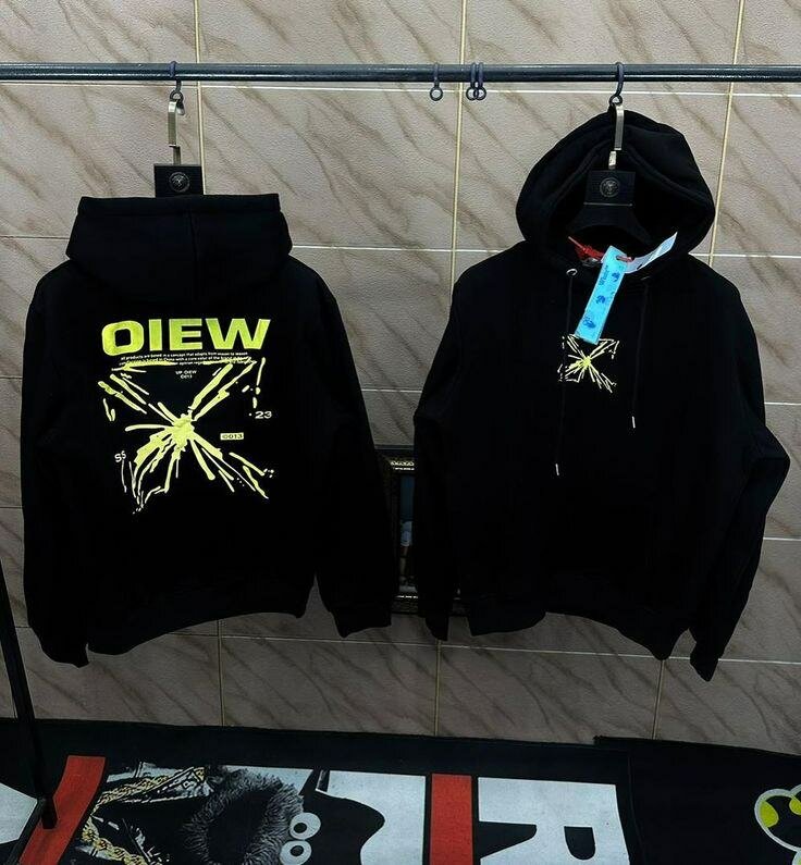 Sweat à capuche tendance