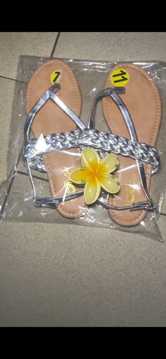 Sandales d'été à la mode