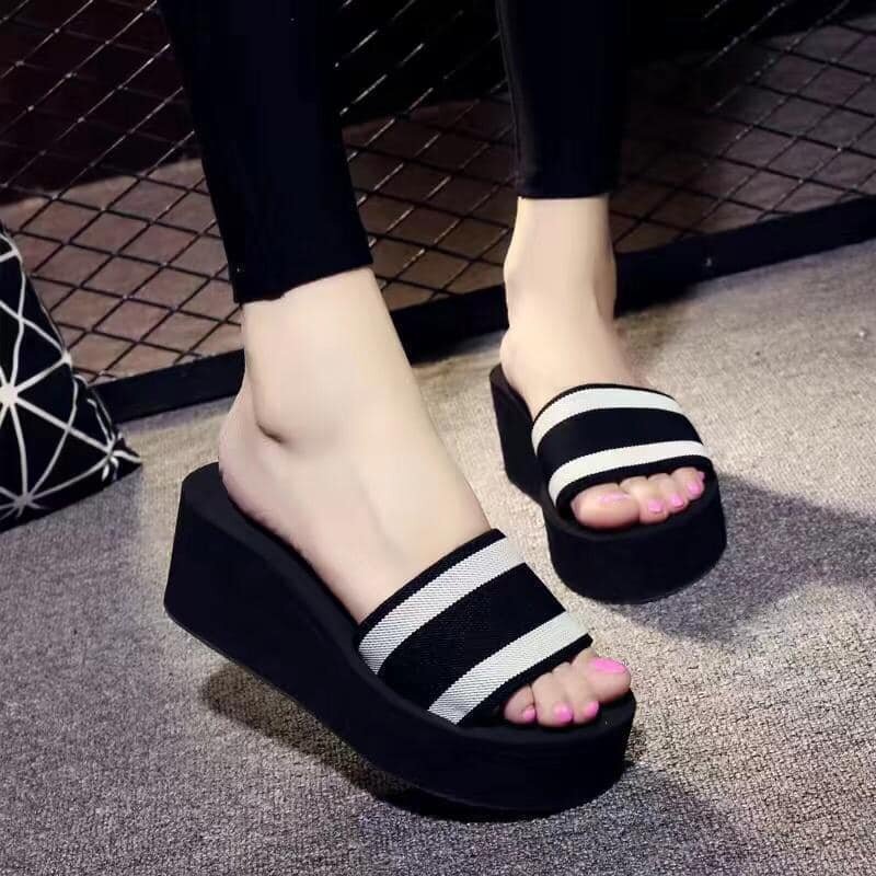 chaussons à plateforme