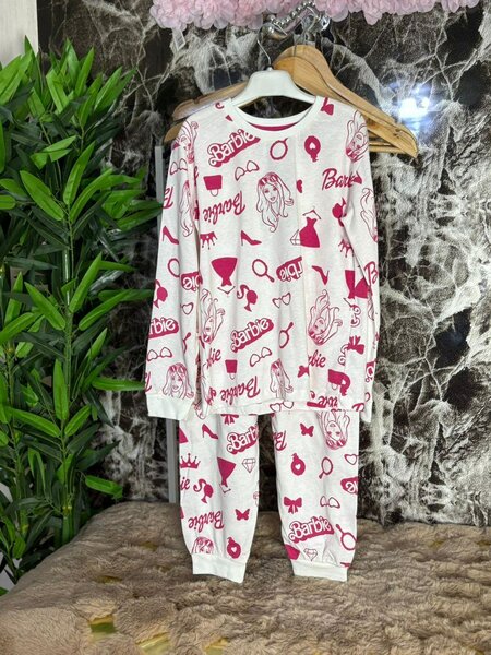 Pyjamas colorés pour enfants