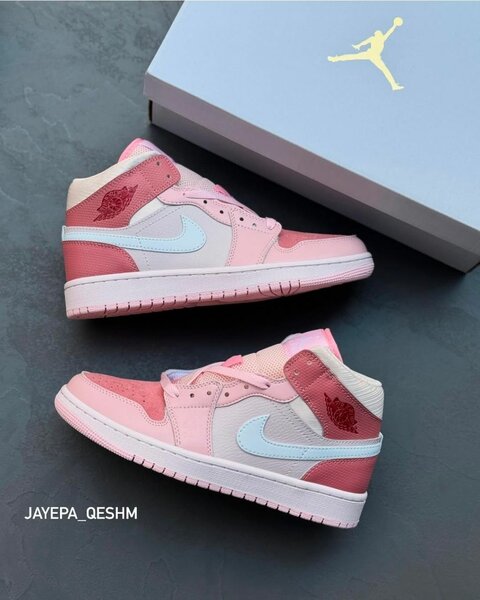 Baskets Air Jordan Roses Pastel