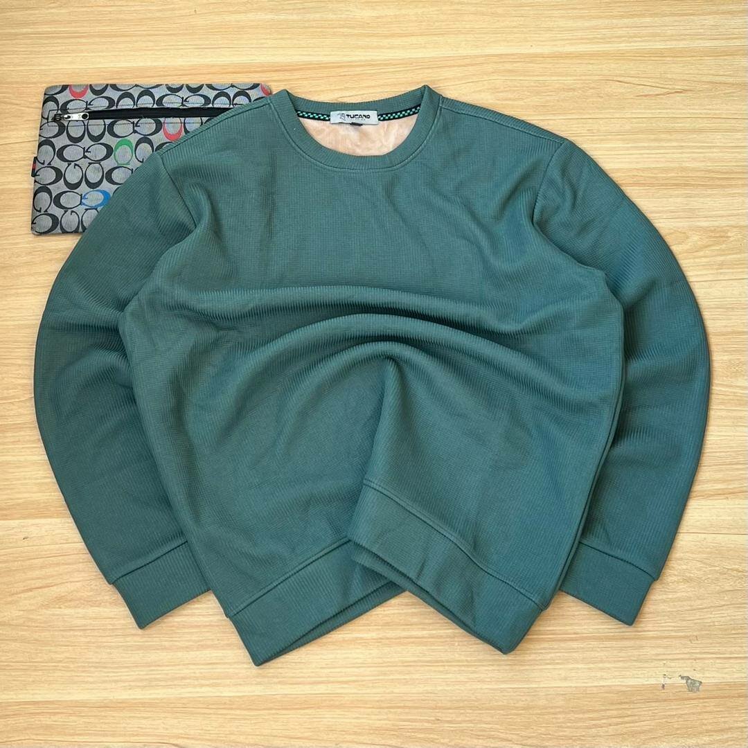 Men's round neck Sweater