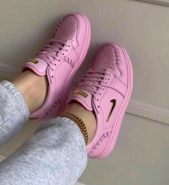 Nike SB Pink