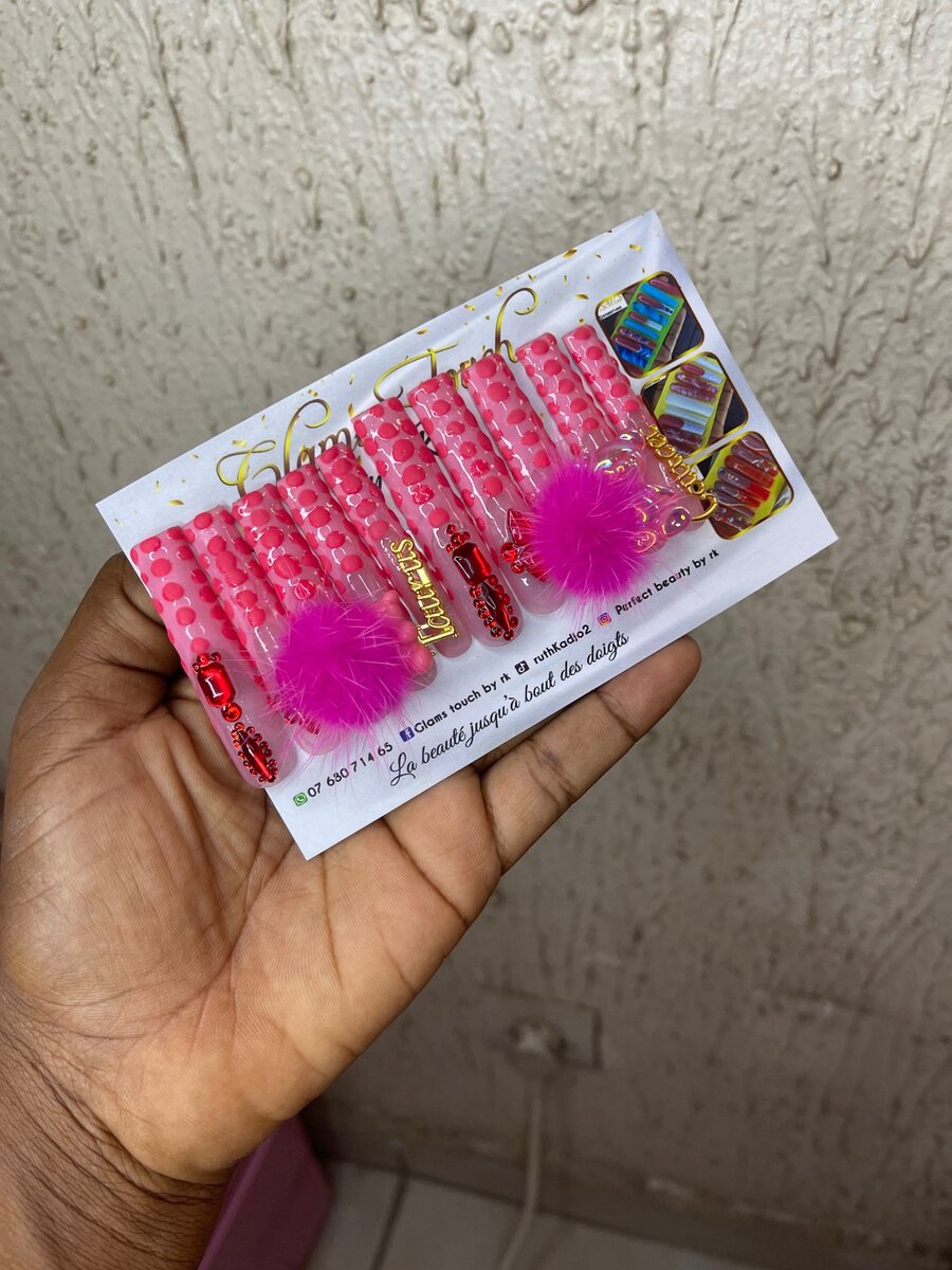 Pres on nails 💅🏽