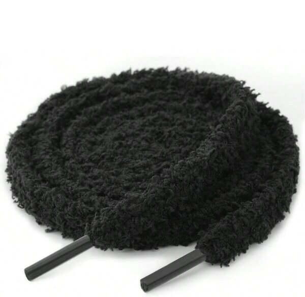 Lacets en laine noire