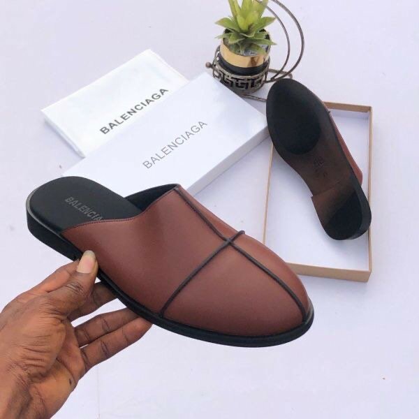 Balanciaga Half leather shoes