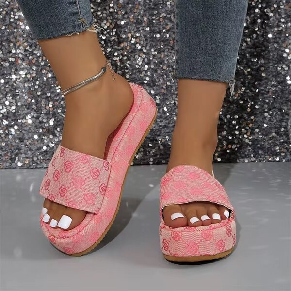 Sandales compensées élégantes